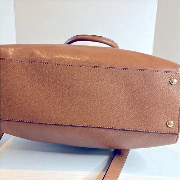 Michael Kors Brown and Gold Satchel Timeless Design. - Picture 6 of 12